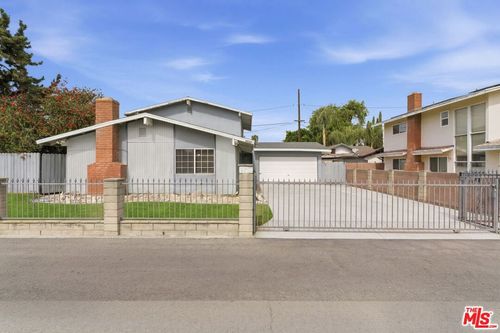 4242 Lavinia Ave, Lynwood, CA, 90262-4543 | Card Image