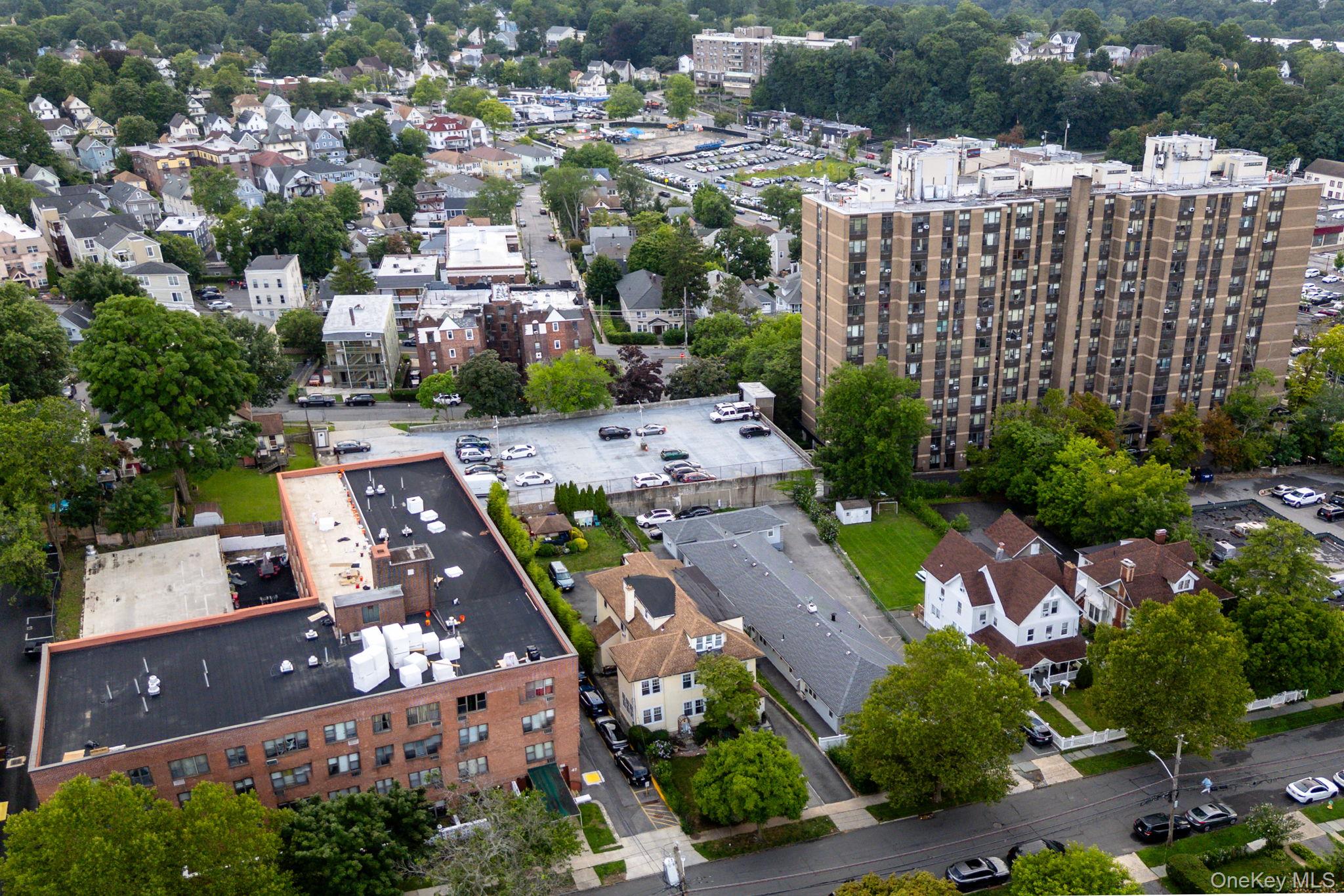 Residential Income in White Plains