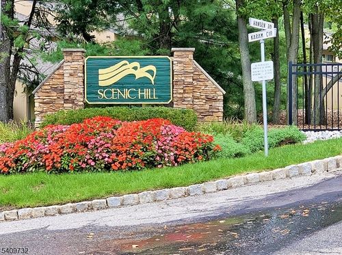 30 Paris Cir, West Orange, NJ, 07052-1128 | Card Image