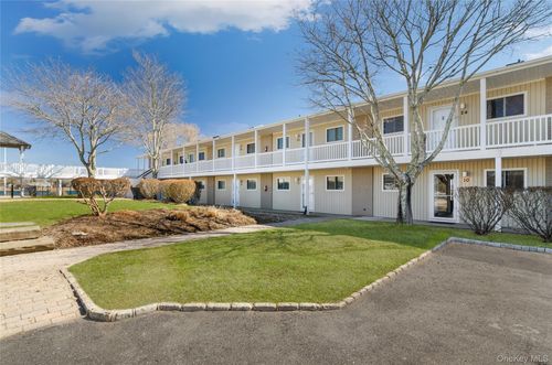 10-61 W Tiana Rd, Hampton Bays, NY, 11946-3626 | Card Image