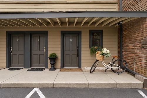 unit-19-309 Meeting, Charleston, SC, 29401 | Card Image
