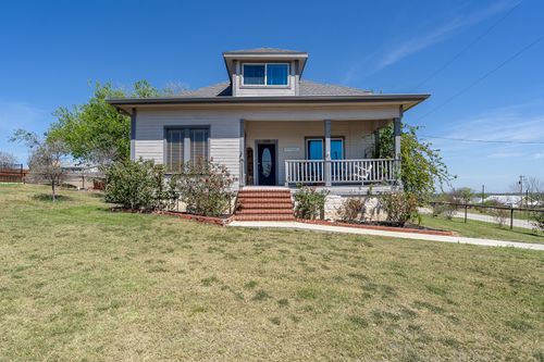 300 Herrin St, Coupland, TX, 78615-5088 | Card Image