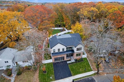 16 Dorcar Rd, Chestnut Hill, MA, 02467-3021 | Card Image