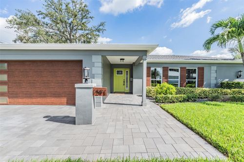 1291 87th Ave N, St Petersburg, FL, 33702-2927 | Card Image