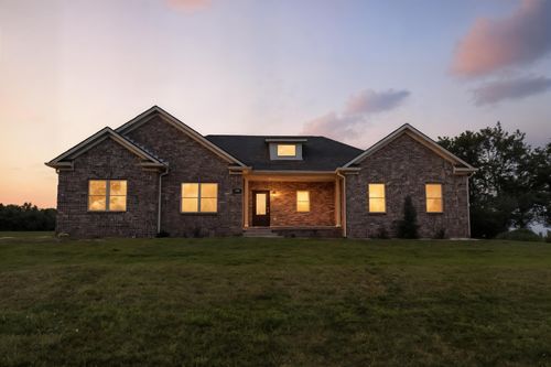 116 Wellington Ln, Frankfort, KY, 40601-7807 | Card Image
