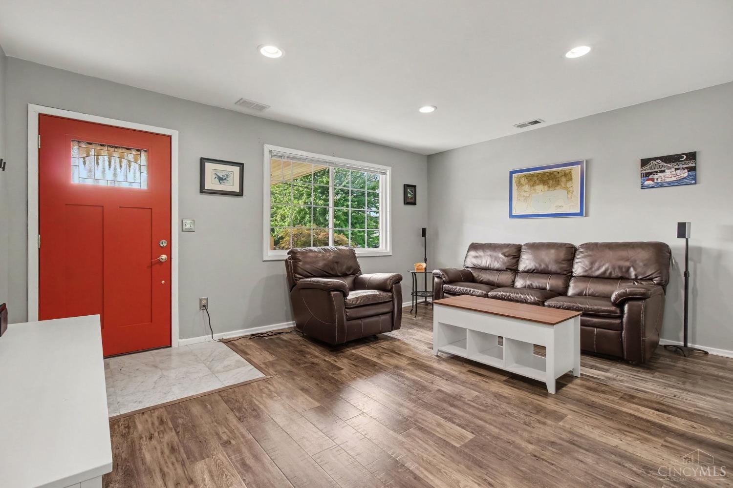 Residential in Fairfield Twp 5