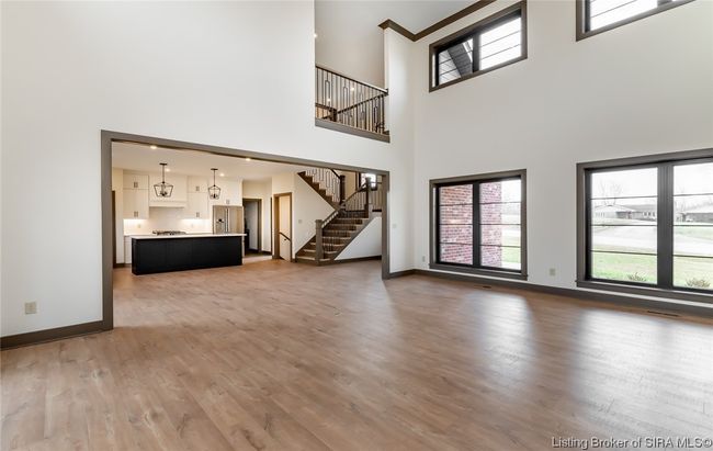 5560 Old Vincennes Rd, Home with 4 bedrooms, 4 bathrooms and null parking in Floyds Knobs IN | Image 46