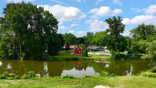 00 Belleview St, Mount Clemens, MI, 48043 | Card Image