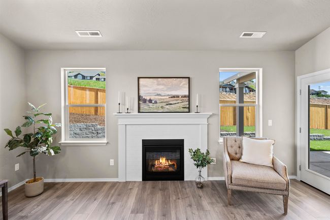 18126 E Barclay Ct, House other with 4 bedrooms, 2 bathrooms and null parking in Greenacres WA | Image 7