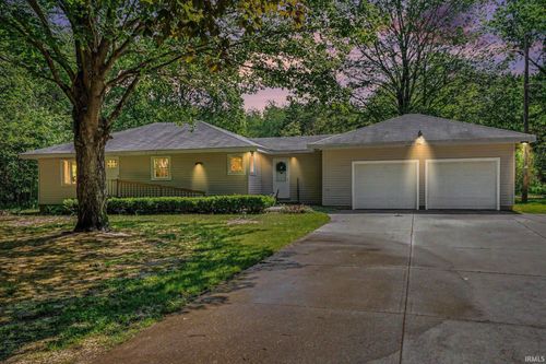57954 Pear Rd, South Bend, IN, 46619-9762 | Card Image