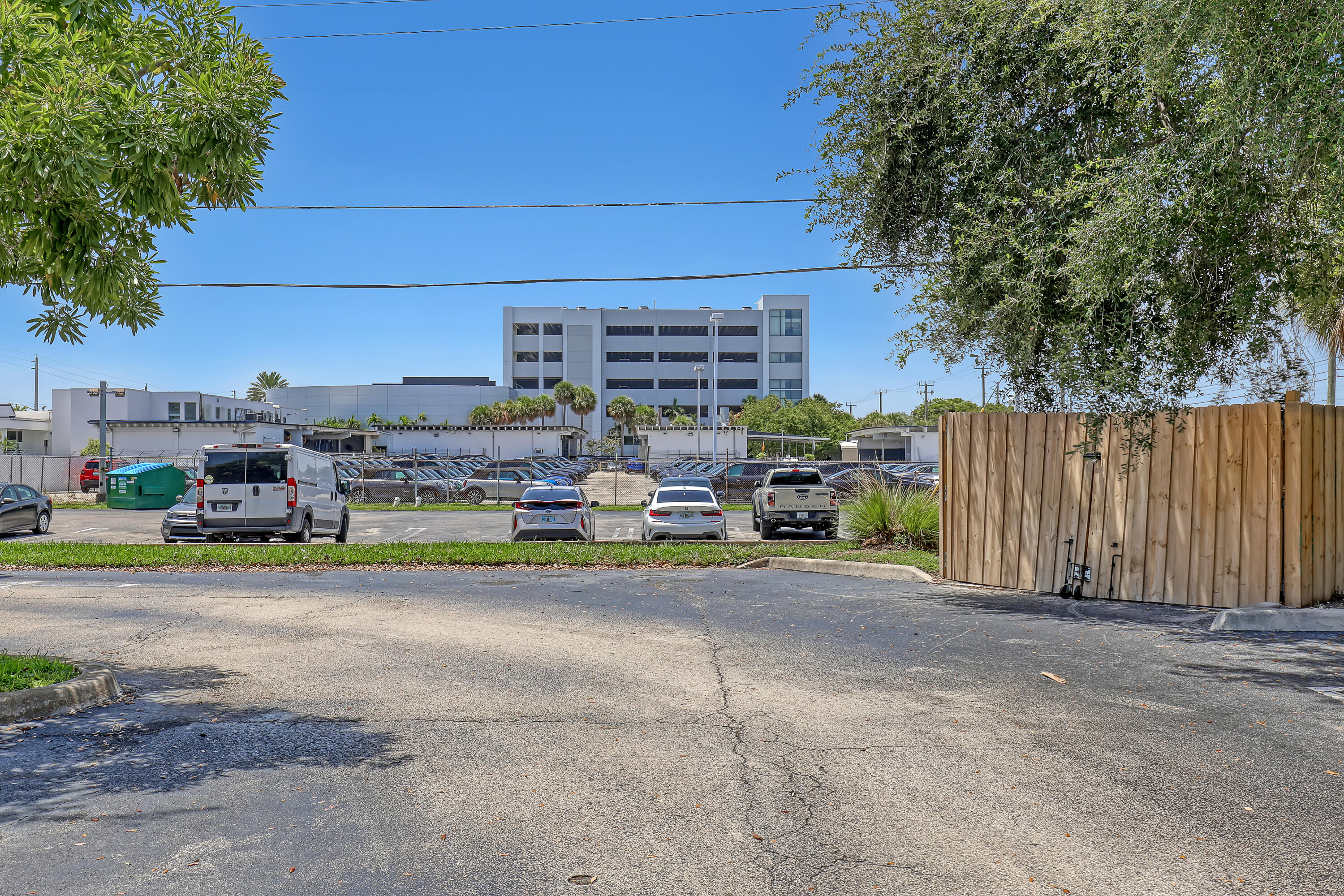 Commercial Sale in West Palm Beach 3