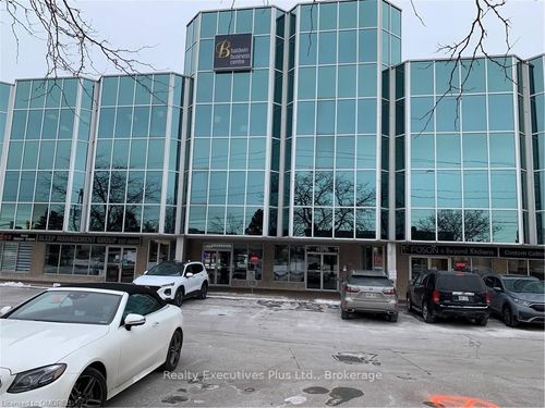 303-466 Speers Rd, Oakville, ON, L6K3W9 | Card Image