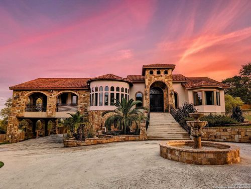 143 Skyforest Dr, New Braunfels, TX, 78130-9021 | Card Image