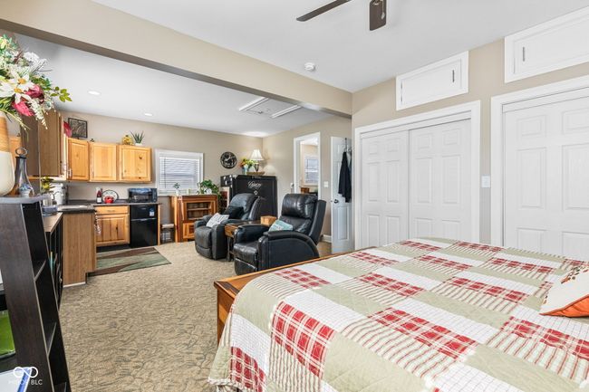 Lots of storage and closet space | Image 25