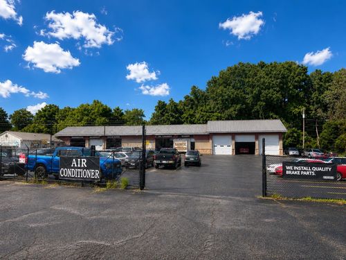 1449 Union St, spartanburg, SC, 29302-4128 | Card Image
