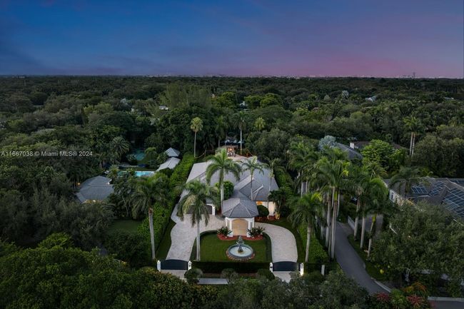 5837 Sw 102 Nd St, House other with 6 bedrooms, 6 bathrooms and null parking in Pinecrest FL | Image 43