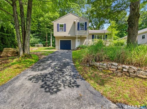 46 Spring Glen Rd, Niantic, CT, 06357-2034 | Card Image