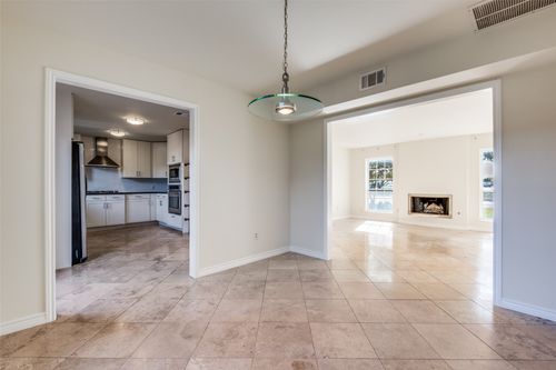 14351 Haymeadow Dr, Dallas, TX, 75254-2829 | Card Image