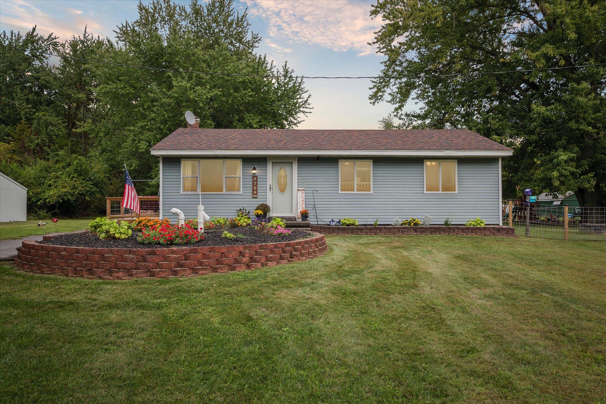 Plank Rd, Maybee, MI 48159