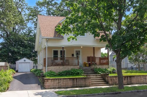 103 Monrovia St, Springfield, MA, 01104-3113 | Card Image