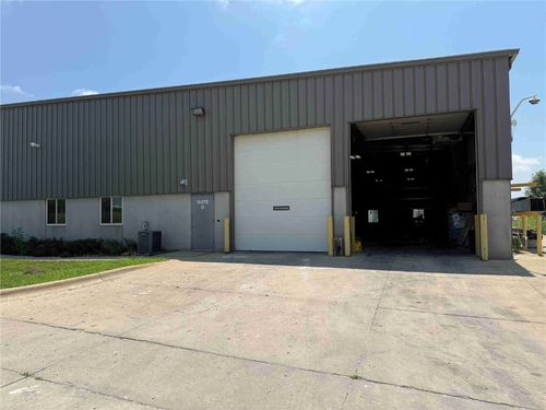 2-d-755 64th Avenue Ct Sw, Cedar Rapids, IA, 52404-7001 | Card Image