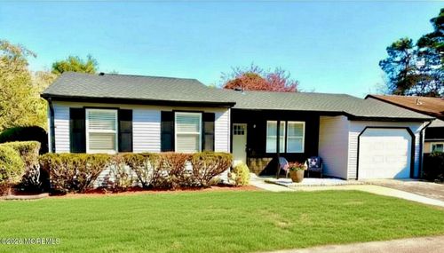 69 Chelsea Dr, Whiting, NJ, 08759-2358 | Card Image