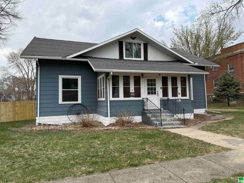 431 Iowa St, Akron, IA, 51001-8548 | Card Image