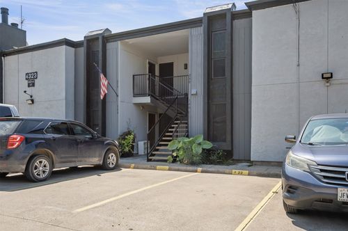 apt-139-4323 Brown St, Dallas, TX, 75219-2537 | Card Image