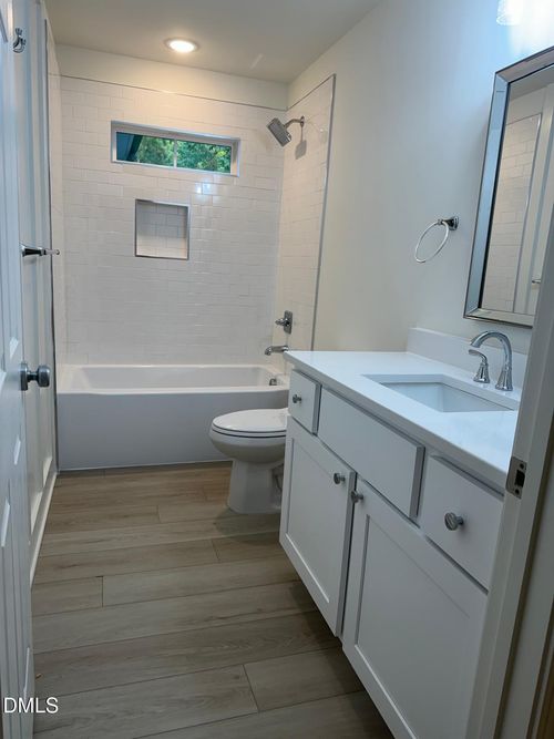 5715 Grandale Dr, Durham, NC, 27713-8795 | Card Image