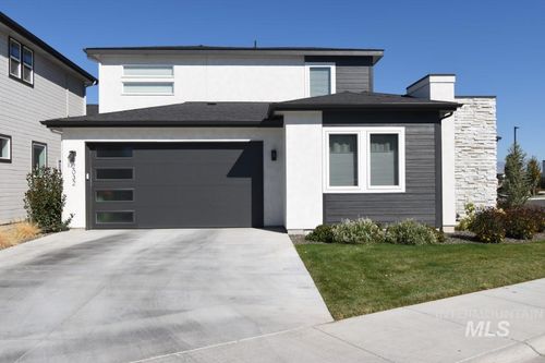 2032 E Presidential Dr, Meridian, ID, 83642-8334 | Card Image