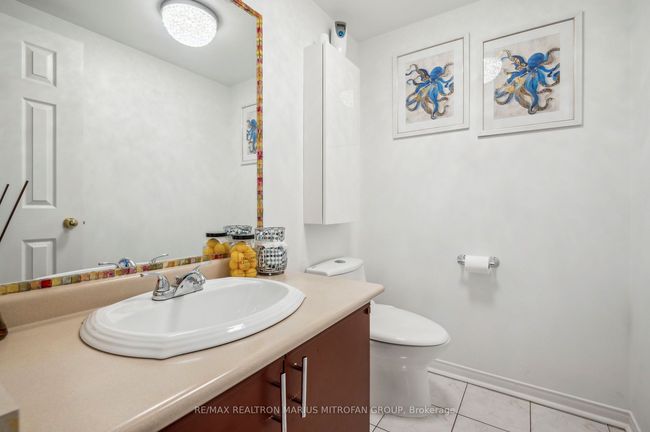 8 Louana Cres, Condo with 4 bedrooms, 4 bathrooms and 2 parking in Vaughan ON | Image 13