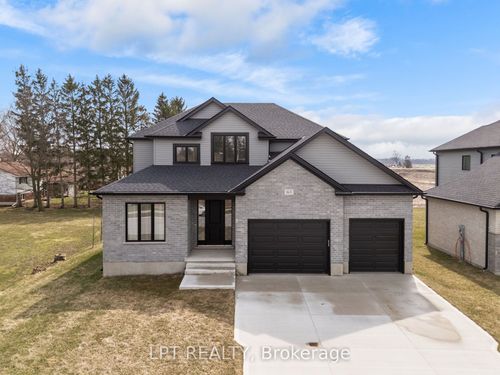 163 Mcleod St, Parkhill, ON, N0M2K0 | Card Image