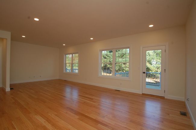 2C - 16 Sheffield St, Condo with 2 bedrooms, 3 bathrooms and null parking in Hudson NH | Image 7