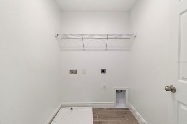 Laundry Room | Image 9