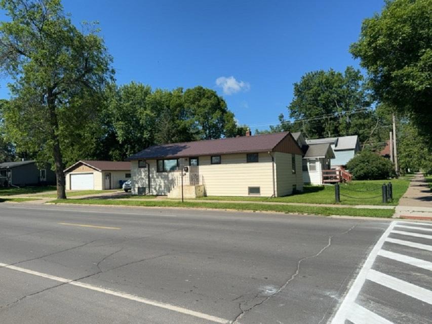 7th Ave, Hibbing, MN 55746