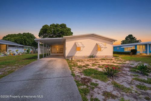 15439 Brookridge Blvd, BROOKSVILLE, FL, 34613-5002 | Card Image