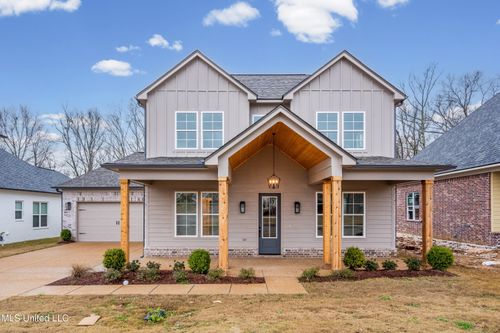 2593 River Ouse Dr, Hernando, MS, 38632-1043 | Card Image