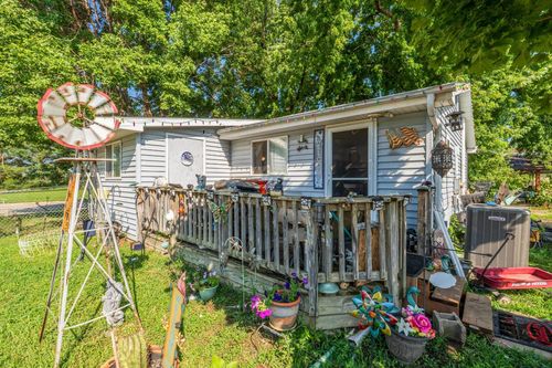200 Victor Ave, North Sioux City, SD, 57049-3080 | Card Image