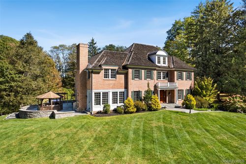 2 Heathcote Dr, Mount Kisco, NY, 10549-4530 | Card Image