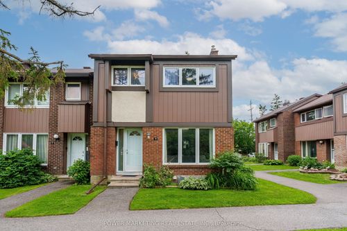 76-2111 Montréal Rd, Gloucester, ON, K1J8M8 | Card Image