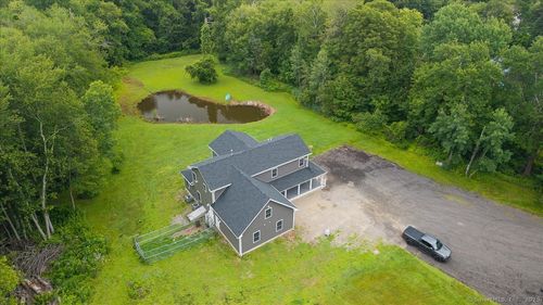 5 Farnham Rd, Morris, CT, 06763-1921 | Card Image