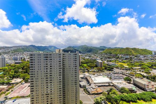 3208-1212 Nuuanu Avenue, Honolulu, HI, 96817 | Card Image