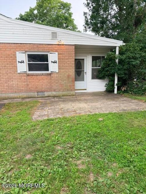 b-14 Willow St, Toms River, NJ, 08757 | Card Image