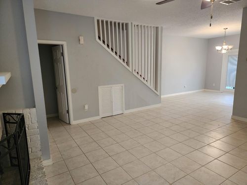 6-11710 Southlake Dr, Houston, TX, 77077-6722 | Card Image