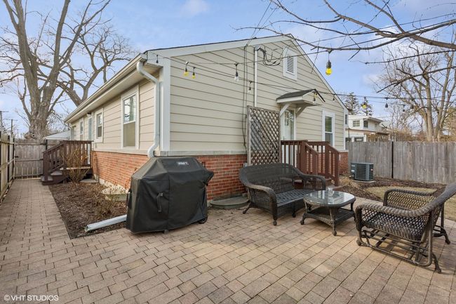912 Cambridge Ln, House other with 3 bedrooms, 2 bathrooms and 2 parking in Wilmette IL | Image 30