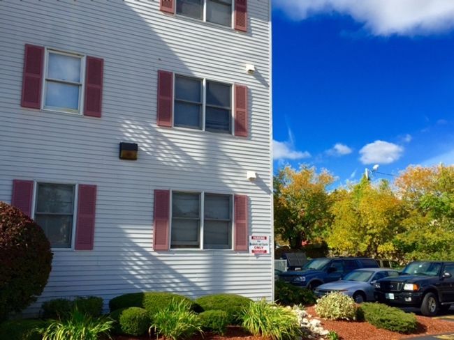 APT-206 - 7 Railroad Ave, Condo with 2 bedrooms, 1 bathrooms and null parking in Derry NH | Image 4