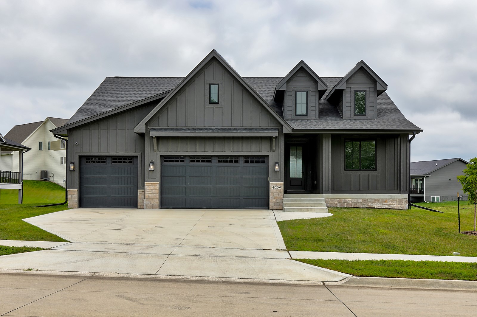181st St, Clive, IA 50325