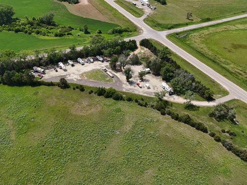 2608 Deer Rd, Miltonvale, KS, 67466-9379 | Card Image