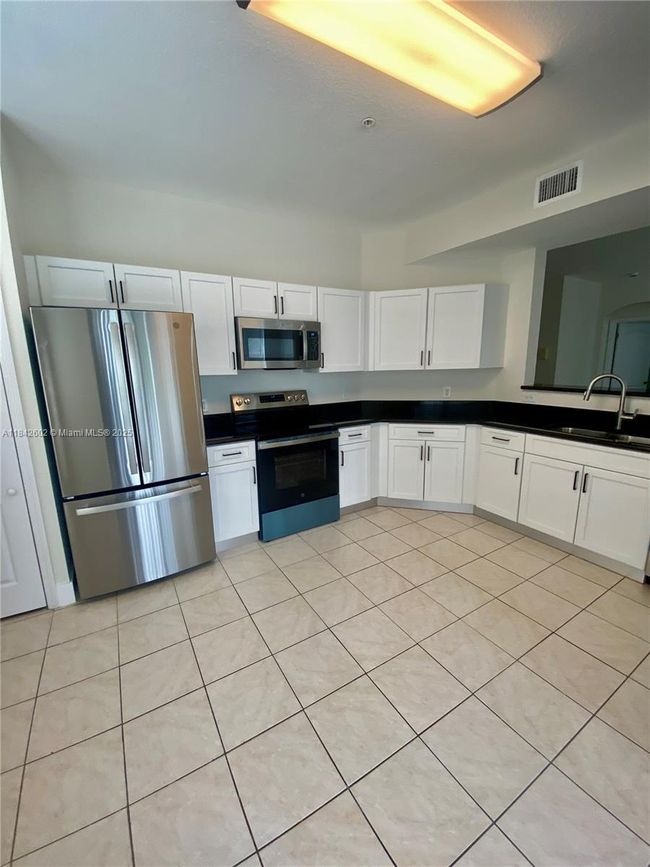 APT-305 - 11032 Legacy Dr, Condo with 2 bedrooms, 2 bathrooms and null parking in Palm Beach Gardens FL | Image 55