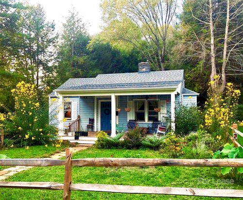 15 Pruitt St, Asheville, NC, 28806-3437 | Card Image